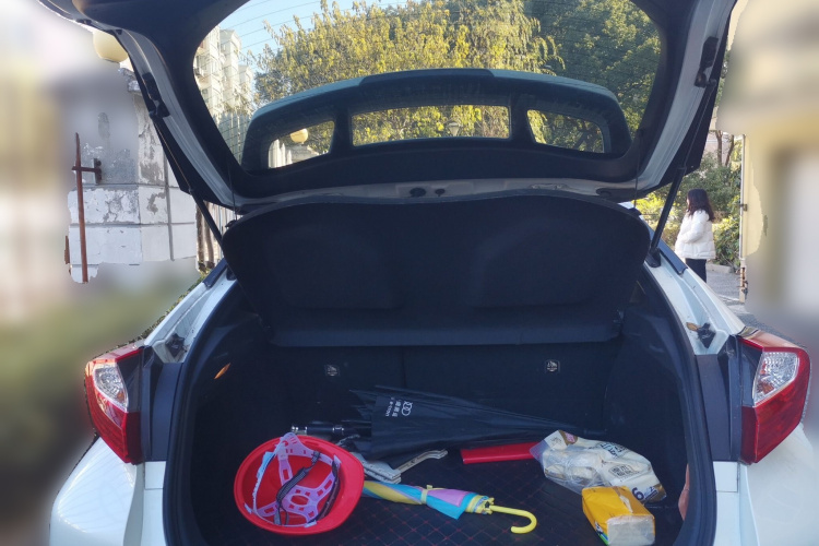 丰田 奕泽IZOA 2018款 2.0L 奕驰版 国VI中控内饰23