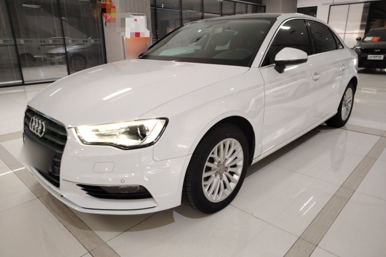 奥迪A3 2016款 Limousine 35 TFSI 领英型车身外观1