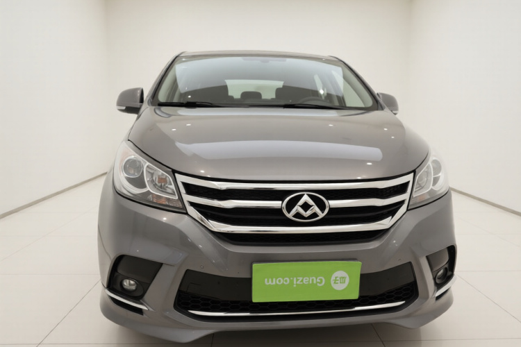 上汽大通MAXUS 大通G10 2018款 PLUS 2.0T 自动精英版车身外观2