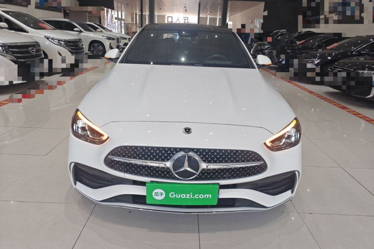 奔驰C级 2022款 C 260 L 运动版车身外观2