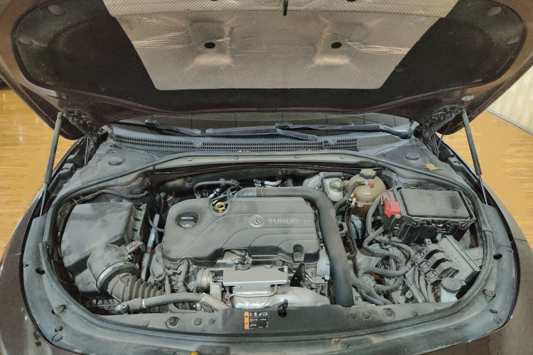 别克 君越 2018款 20T 精英型局部细节24