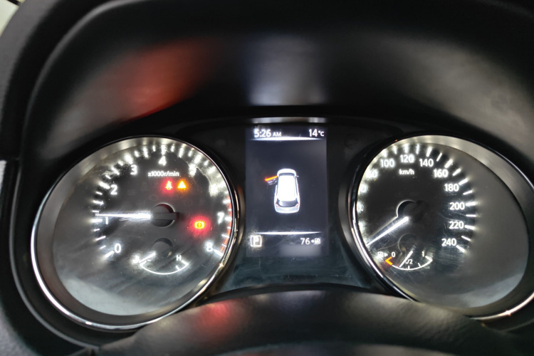 日产 奇骏 2017款 2.0L CVT舒适版 2WD局部细节14