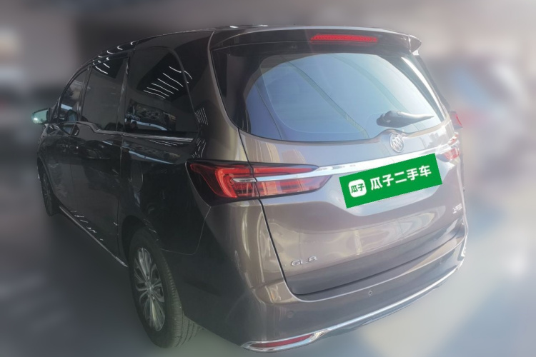 别克GL8 2023款 陆上公务舱 智享型车身外观5