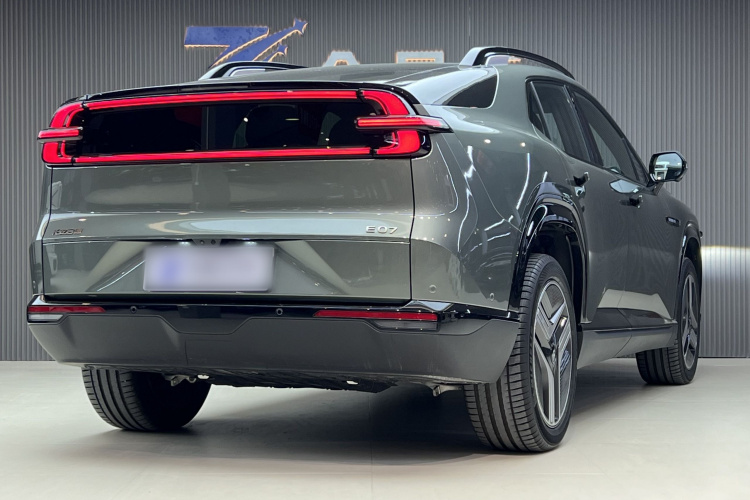 长安启源E07 2025款 纯电 四驱 90kWh Ultra高性能版车身外观6002