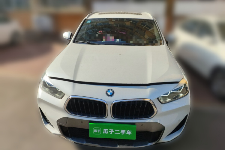 宝马X2 2020款 sDrive25i 领先型M越野套装车身外观2