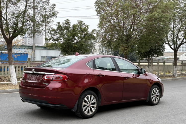 菲亚特 菲翔 2012款 1.4T 自动劲享版车身外观6002