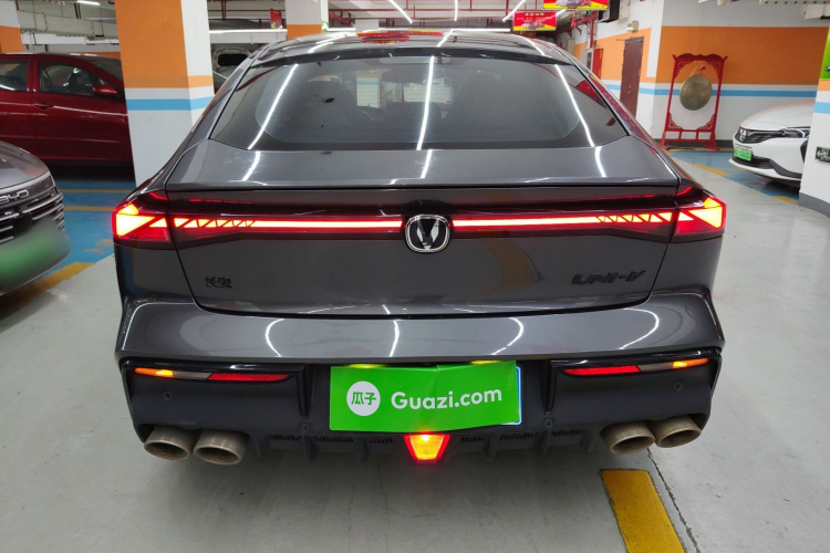 长安UNI-V 2022款 2.0T 领速版车身外观6004