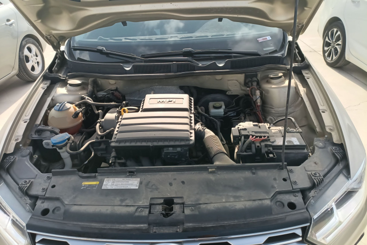 大众 C-TREK蔚领 2018款 1.5L 手动舒适型机舱底盘24