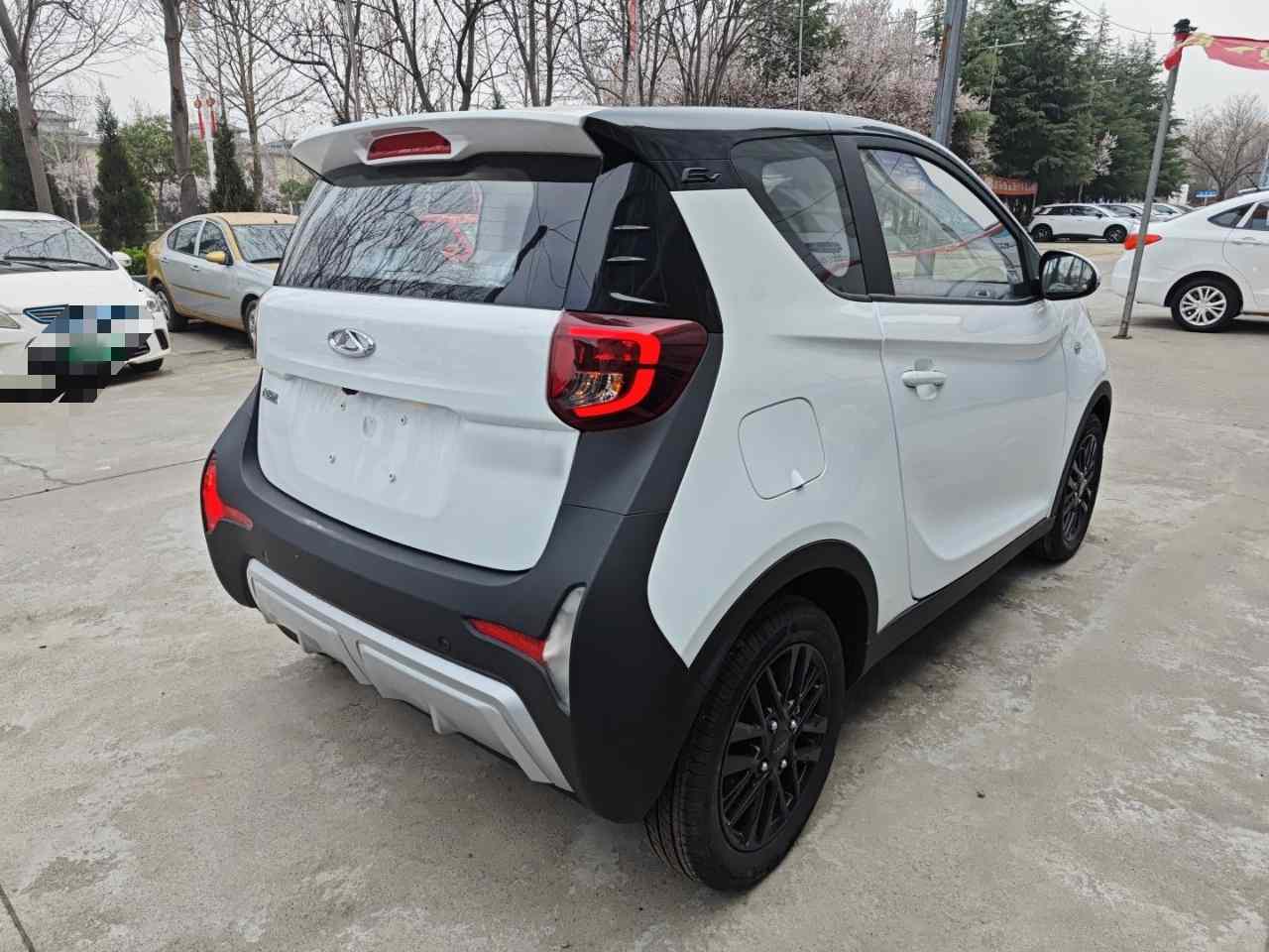 奇瑞QQ 小蚂蚁 2024款 改款 青春版 251km 真爱版 25.05kWh(4)