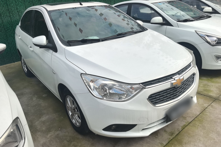 雪佛兰 2015款 赛欧3 1.5L AMT幸福天窗版车身外观6002