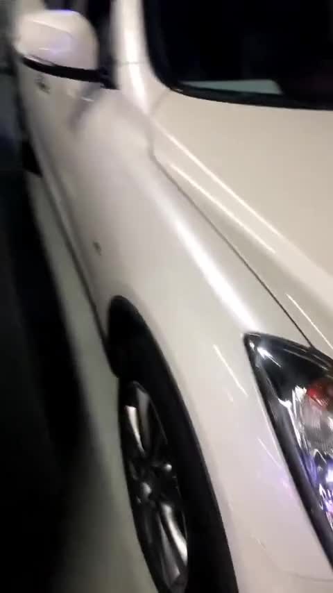 英菲尼迪QX50 2015款 2.5L 舒适版讲解1