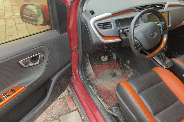 吉利汽车 远景X1 2017款 1.3L 自动玩家版中控内饰7002