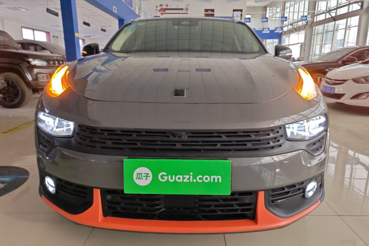 领克02 2019款 1.5T DCT两驱耀Pro版 国VI车身外观2