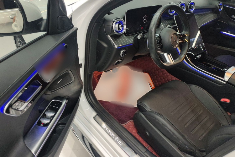 奔驰C级 2023款 改款 C 260 L 运动版中控内饰20