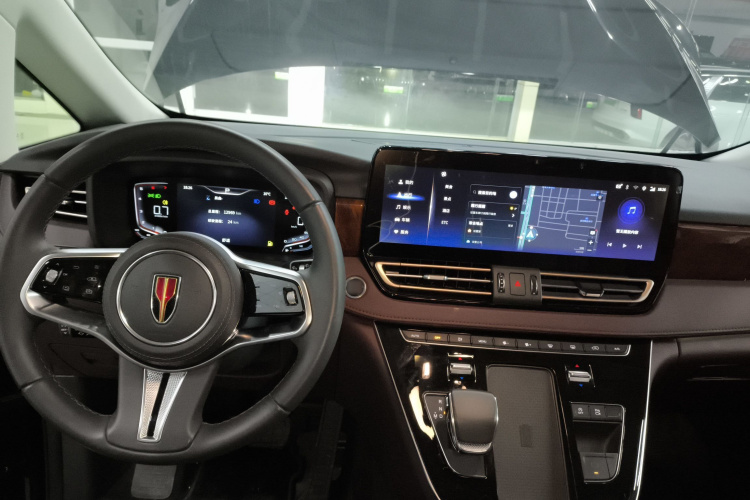 红旗HQ9 2023款 2.0T 智联旗享版中控内饰7002