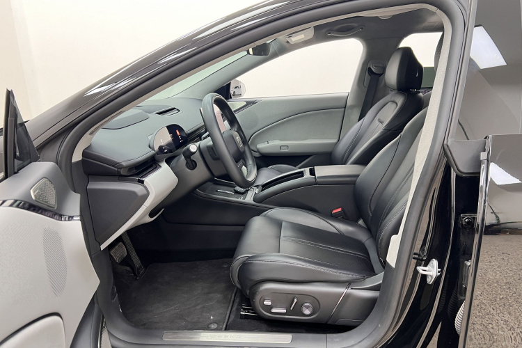 极氪007 2024款 四驱版 75kWh局部细节19