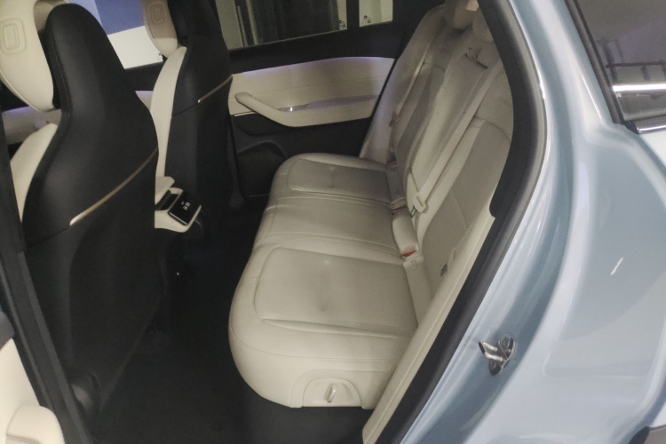 蔚来ES6 2024款 75kWh中控内饰21