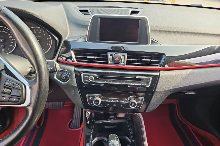 宝马X1 2016款 sDrive20Li 豪华型局部细节16