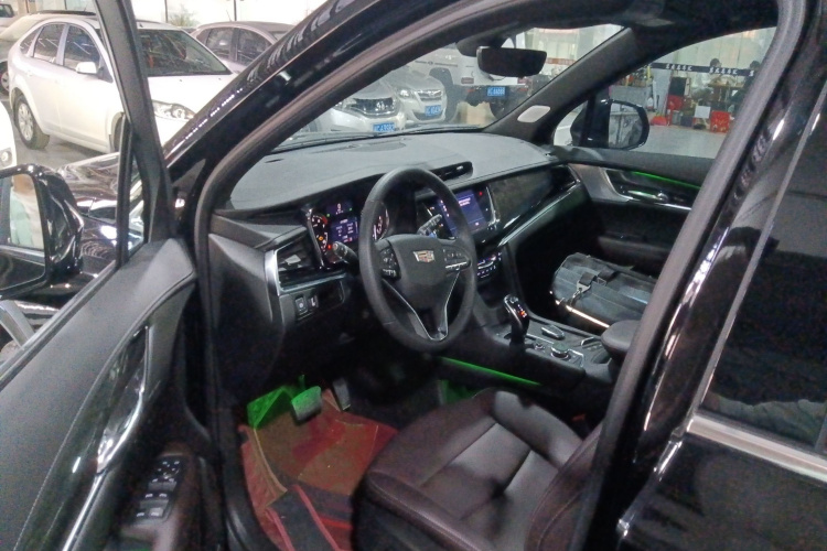 凯迪拉克XT6 2021款 28T 六座四驱豪华型中控内饰20