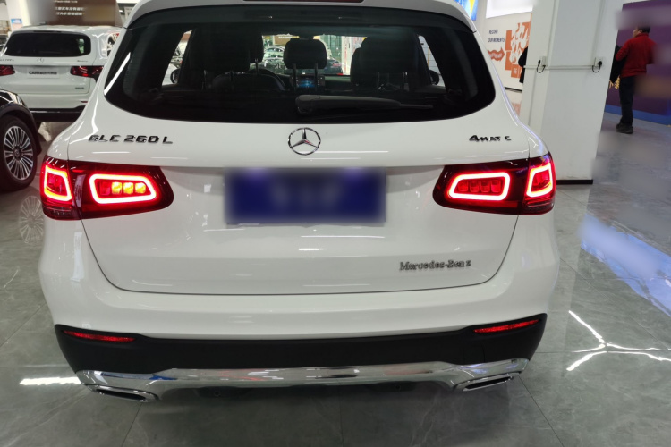 奔驰GLC 2021款 GLC 260 L 4MATIC 动感型车身外观6