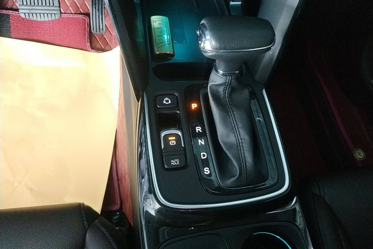 广汽传祺 传祺GS4 2018款 235T 自动两驱至尊版局部细节18