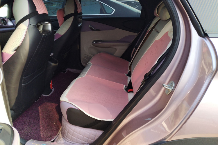 比亚迪 海豚 2023款 420km 时尚版中控内饰21