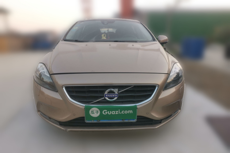 沃尔沃V40 2014款 2.0T 智雅版车身外观2