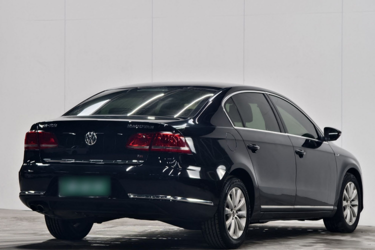 大众 迈腾 2015款 1.8TSI 领先型车身外观6005