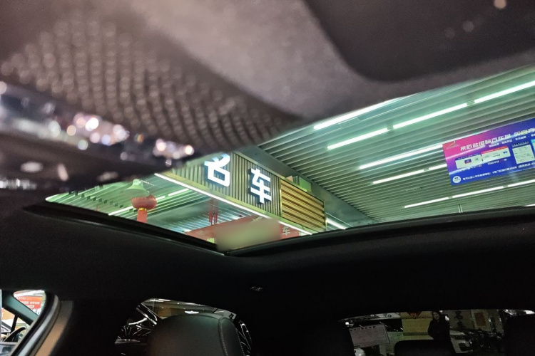 奔驰A级AMG(进口) 2020款 改款 AMG A 35 4MATIC中控内饰22