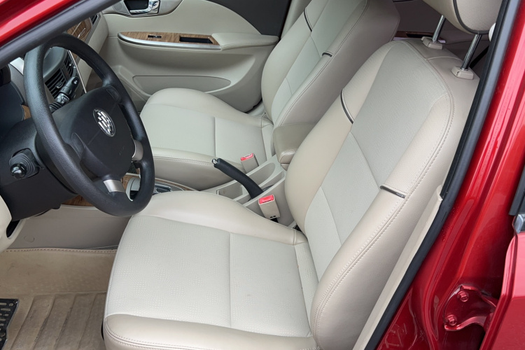 别克 凯越 2015款 1.5L 自动经典型中控内饰7001