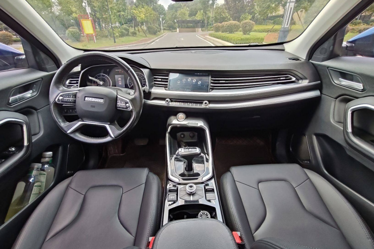 哈弗H6 2017款 红标 2.0T 自动两驱智尚型中控内饰7002