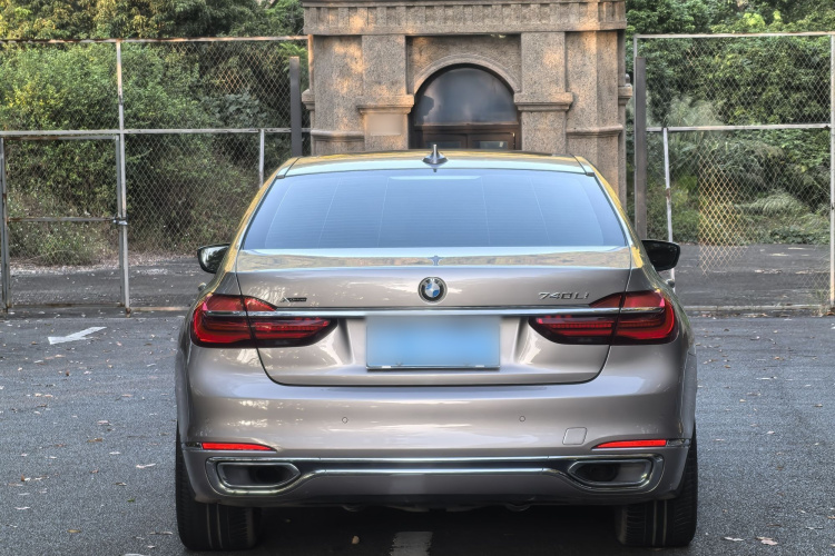 宝马7系 2017款 740Li xDrive 豪华型车身外观6005