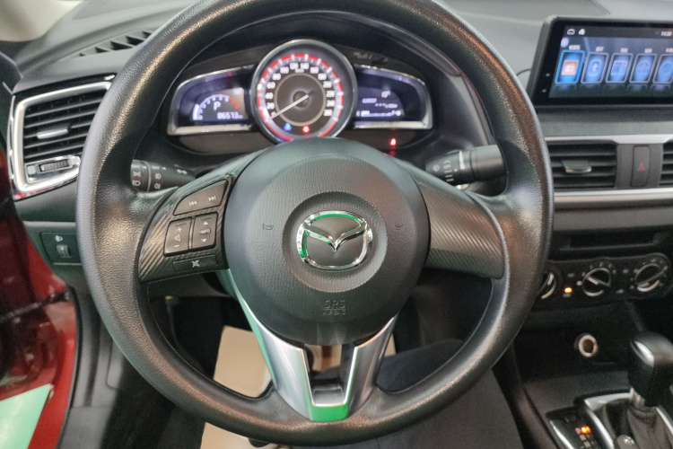 马自达3 昂克赛拉 2016款 三厢 1.5L 自动舒适型中控内饰13