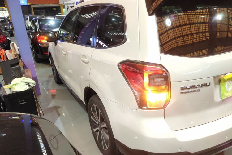 斯巴鲁 森林人 2018款 2.0i 时尚导航版车身外观6003