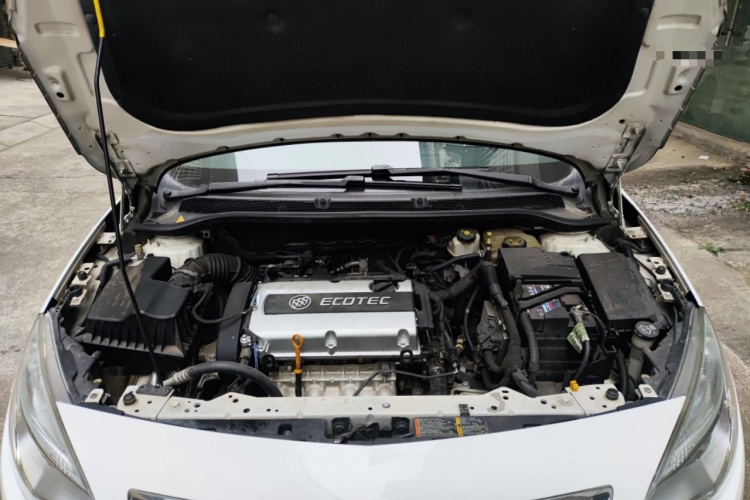 别克 英朗 2014款 XT 1.6L 自动时尚版局部细节24