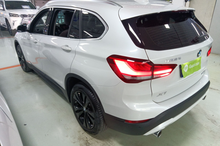 宝马X1 2021款 sDrive20Li 时尚型车身外观4