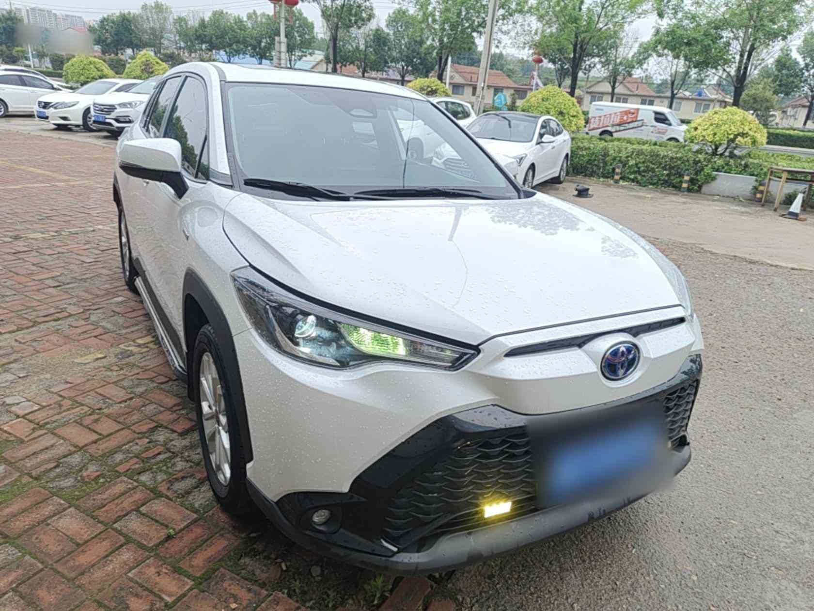 丰田 锋兰达 2023款 2.0L 智能电混双擎 领先版(5)