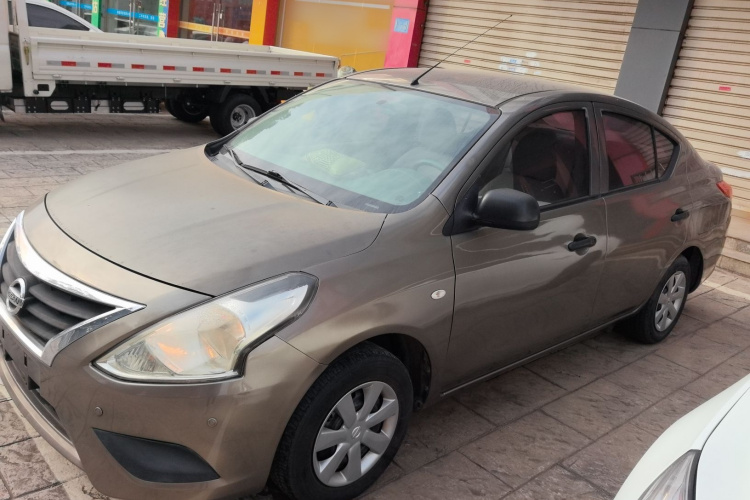 日产 阳光 2015款 1.5XE CVT舒适版车身外观4