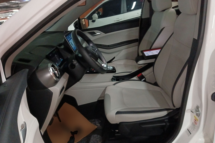 比亚迪 元Pro 2021款 401KM 尊贵型中控内饰19