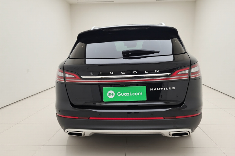 林肯 航海家 2021款 2.0T 四驱尊享版车身外观6