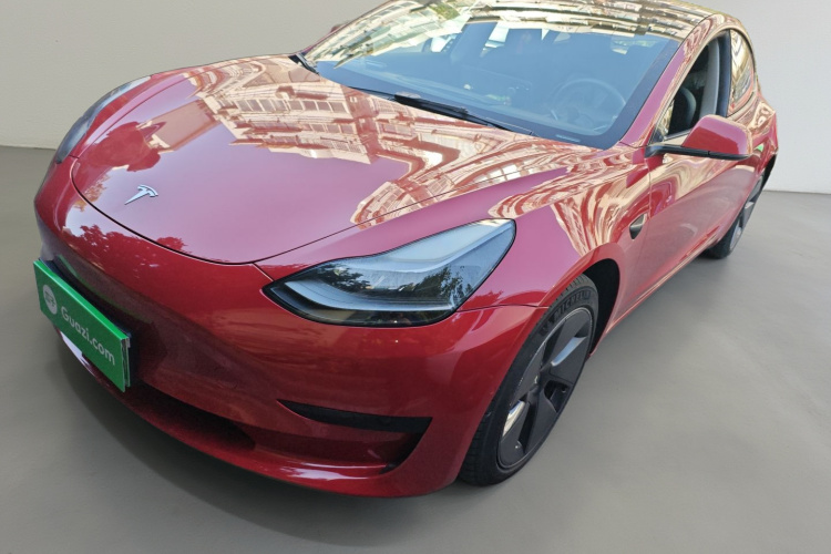 特斯拉 Model 3 2022款 后轮驱动版车身外观1