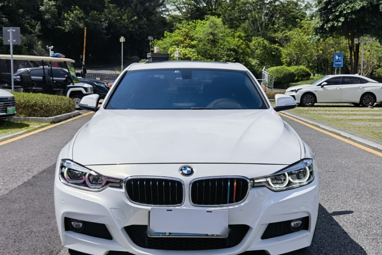 宝马3系 2017款 320i M运动型车身外观6004