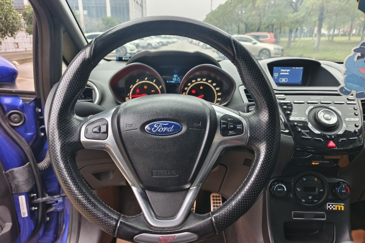 福特 嘉年华(进口) 2013款 1.6T ST中控内饰7005