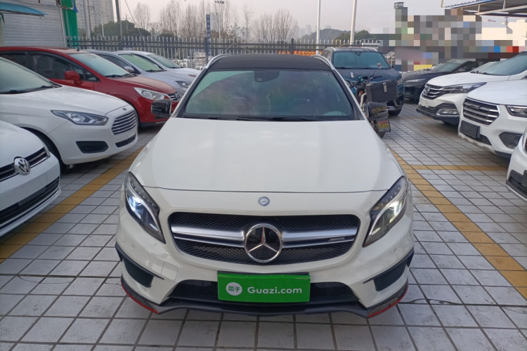 奔驰GLA AMG 2015款 AMG GLA 45 4MATIC车身外观2