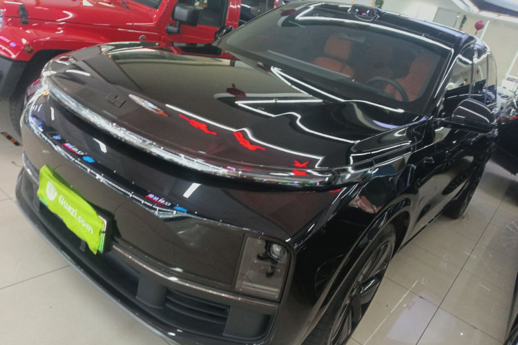 理想汽车 理想L9 2022款 Max车身外观4