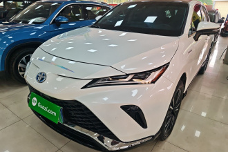 丰田 威飒 2023款 2.5L智能电混双擎 两驱尊贵版