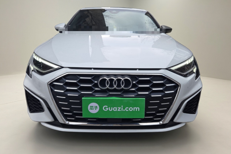 奥迪A3 2021款 Sportback 35 TFSI 进取运动型车身外观2