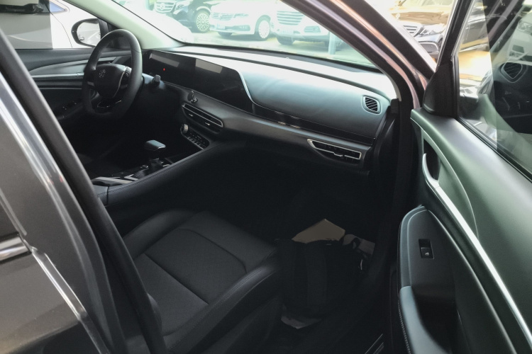 长安 逸动 2022款 PLUS 1.6L GDI CVT豪华型中控内饰12