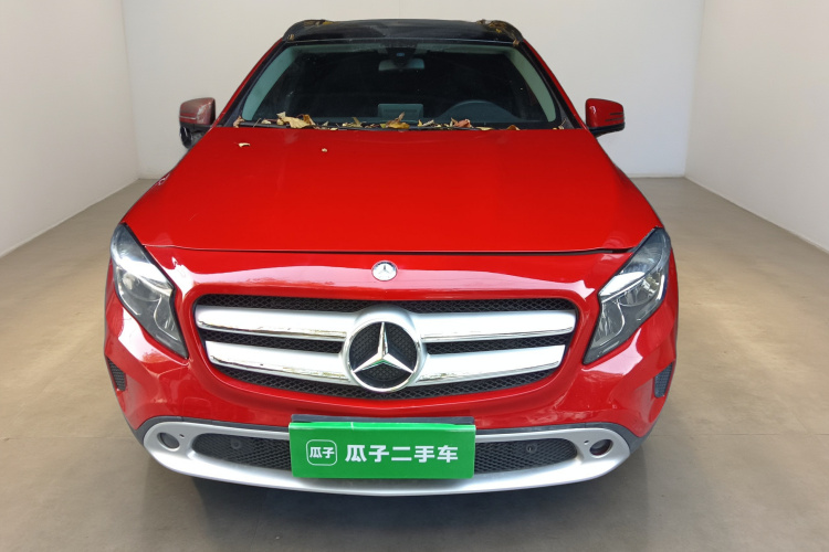 奔驰GLA 2016款 GLA 200 动感型车身外观2