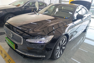 沃尔沃S90新能源 2024款 插电式混动 四驱长续航智雅豪华版